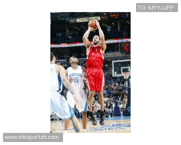 姚明在NBA赛场上的精彩瞬间与经典照片回顾