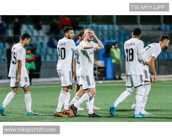 皇马友谊赛大胜阿森纳逆转瞬间引发全场热烈欢呼历史冷门再现