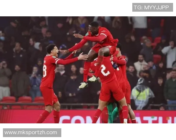 欧冠激战波尔图与利物浦握手言和精彩瞬间回顾 欧冠激战波尔图与利物浦握手言和精彩瞬间回顾