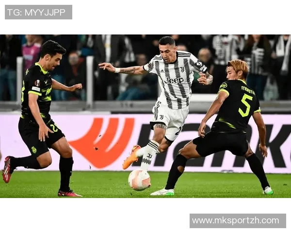 欧联杯焦点战利物浦与尤文图斯握手言和红牌事件引发全场热议 欧联杯焦点战利物浦与尤文图斯握手言和红牌事件引发全场热议